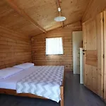 Casa vacanze Secluded House With A Parking Space Cove Mikavica, - 22367