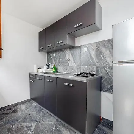 Feriehus Secluded House With A Parking Space Cove Mikavica, - 22367