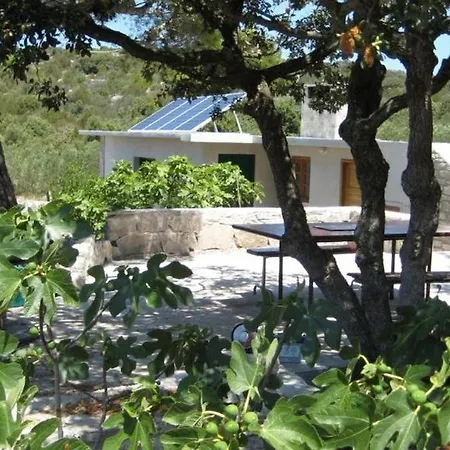 Secluded House With A Parking Space Cove Mikavica, - 22367 * Žirje