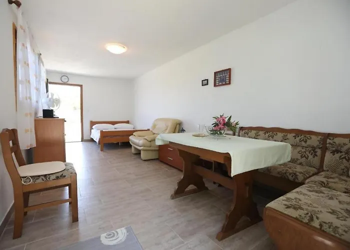 Secluded House With A Parking Space Cove Mikavica, - 22367 Vakantiehuis *