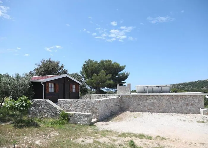 Secluded House With A Parking Space Cove Mikavica, - 22367 Žirje