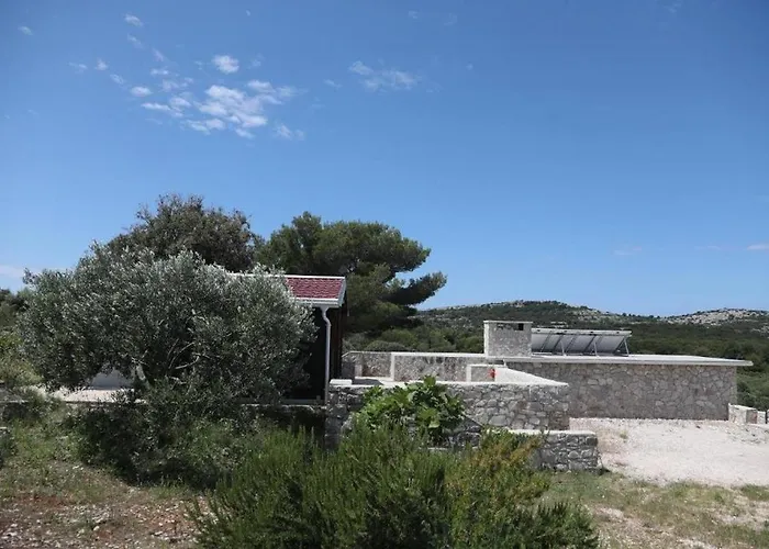 Secluded House With A Parking Space Cove Mikavica, - 22367 Hébergement de vacances *